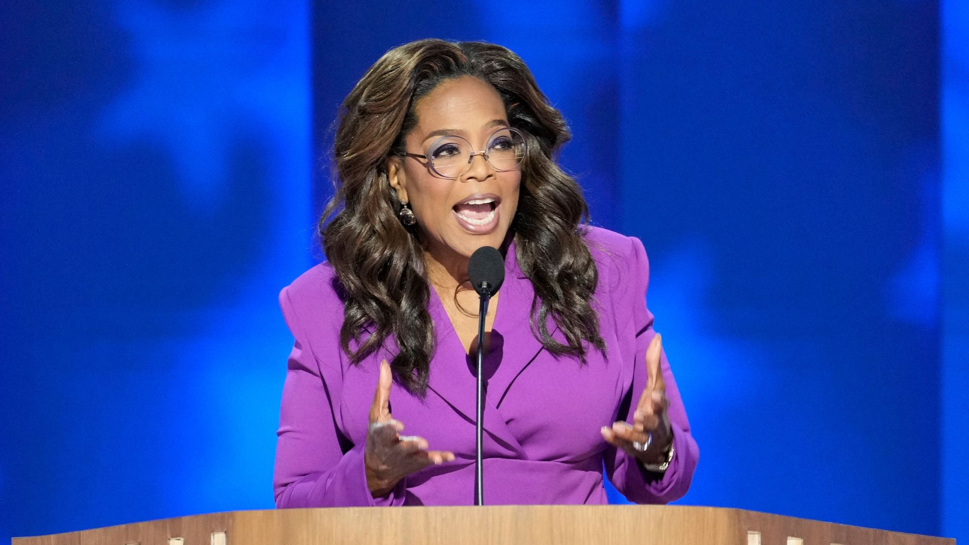 Oprah Cuts Off Kamala’s Rambling, Before Harris Accidentally Goes Pro Gun [WATCH]