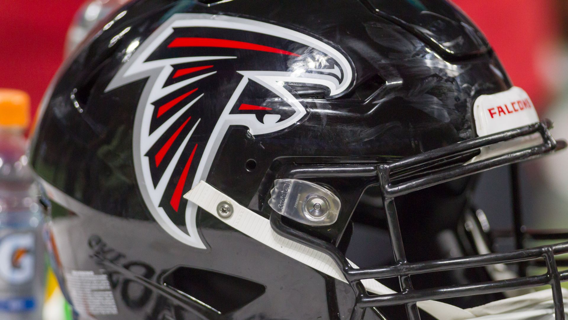 Atlanta Falcons Fan Fight Almost Kills Saints Fan With Head Stomp [WATCH]