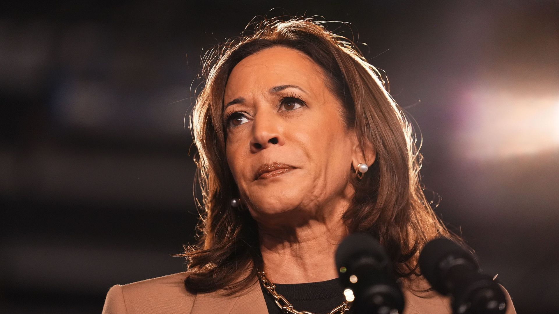 Kamala Staged A Photo Op With Supplies For Storm Victims, Never Sent Them: Report [WATCH]