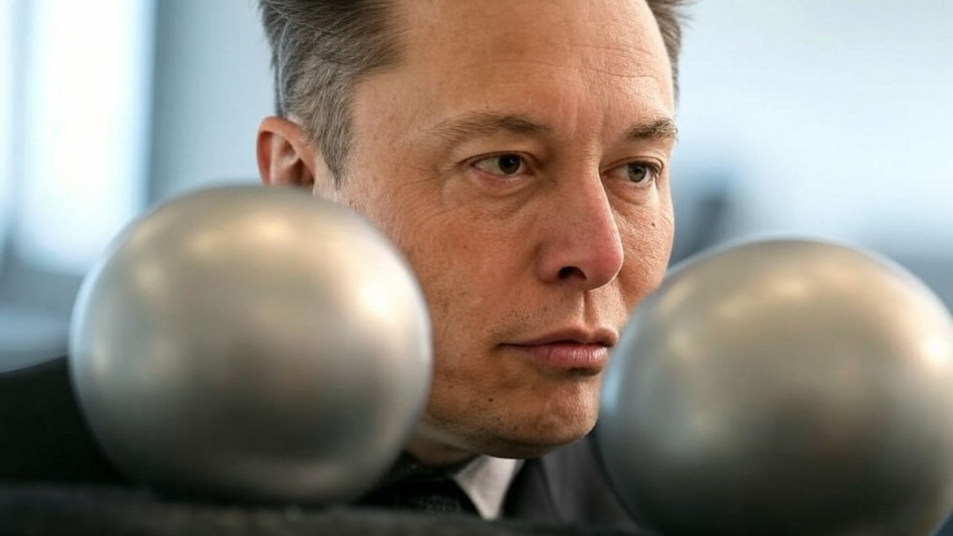 Elon’s ‘Big Balls’ Sends CNN Over the Edge and the Internet Goes Wild [WATCH]