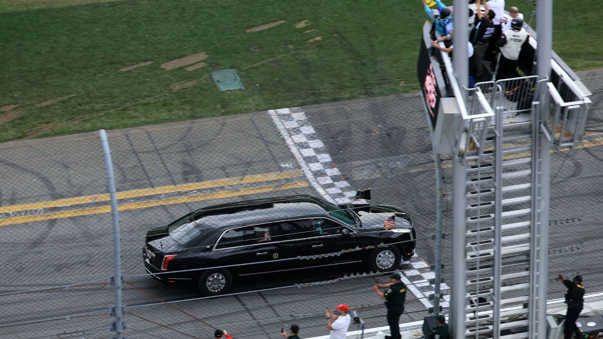 Daytona 500 Crowd Goes Wild as Trump Makes Grand Entrance in AF1, Does Laps in the Beast